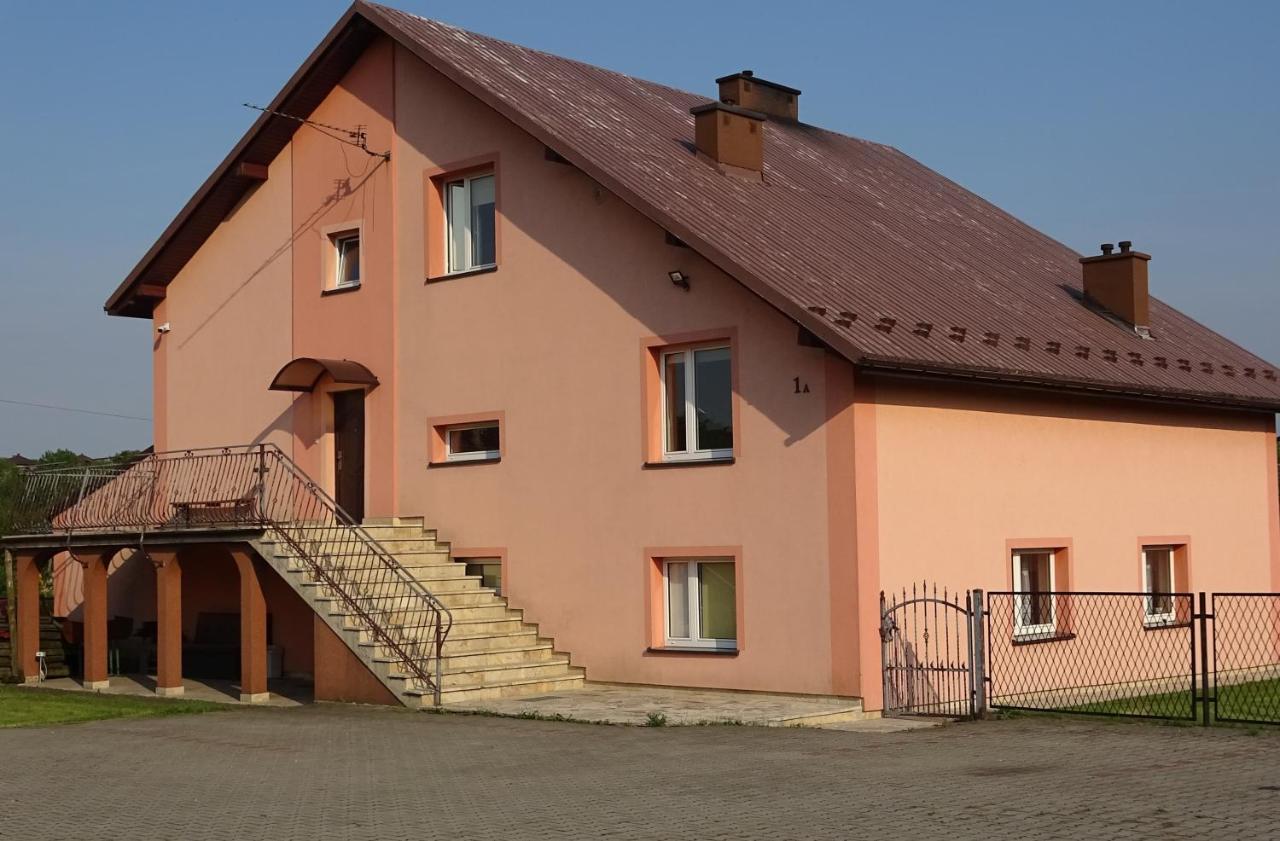 Wynajem Pokoi Dla Firm Appartement Libiaz Buitenkant foto
